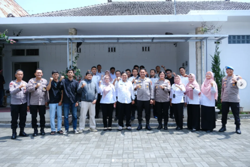 Sharing Session Lintas Tim Media Sosial Membahas Pemanfaatan Kanal Digital